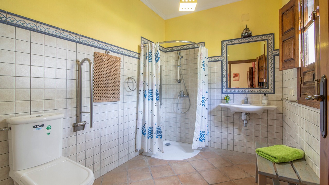 Photo of Bathroom in Aroche