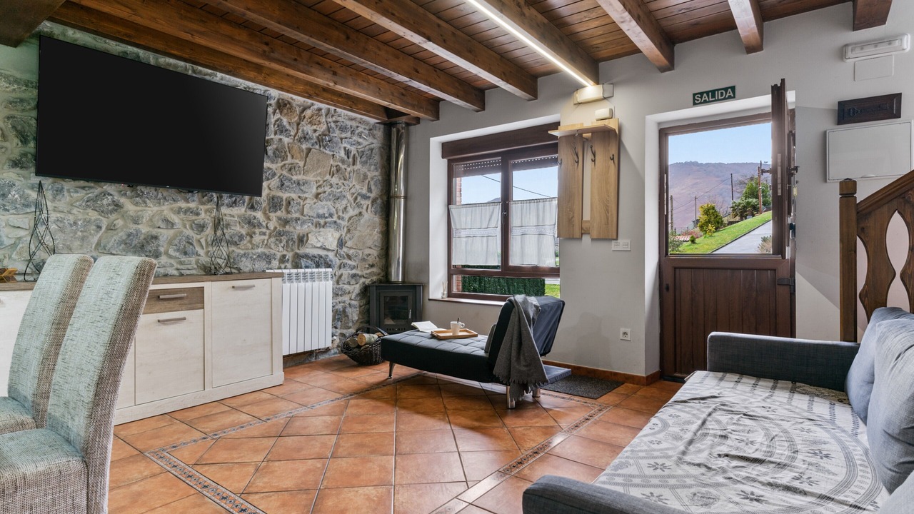 Photo of Livingroom in Pajares
