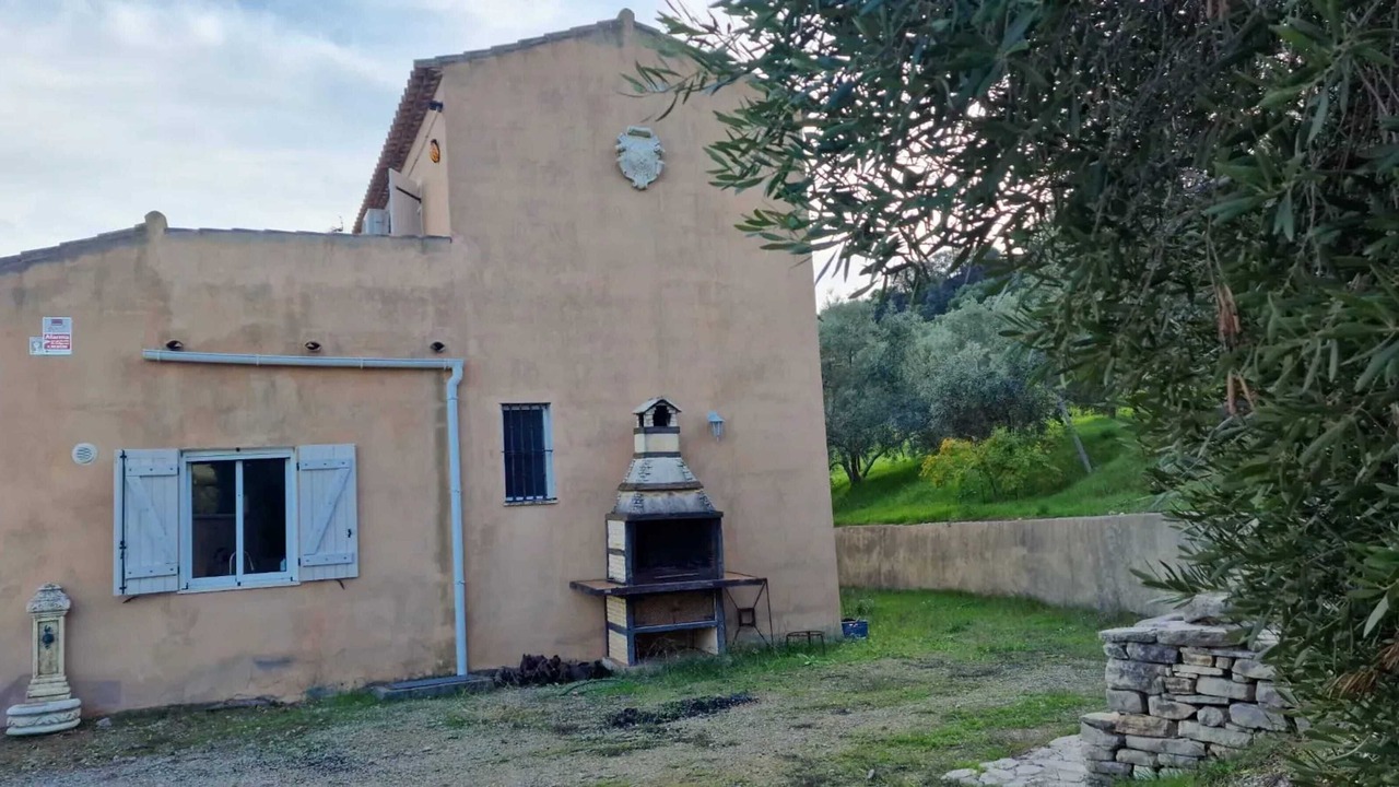 Photo of Outdoor in Pruna