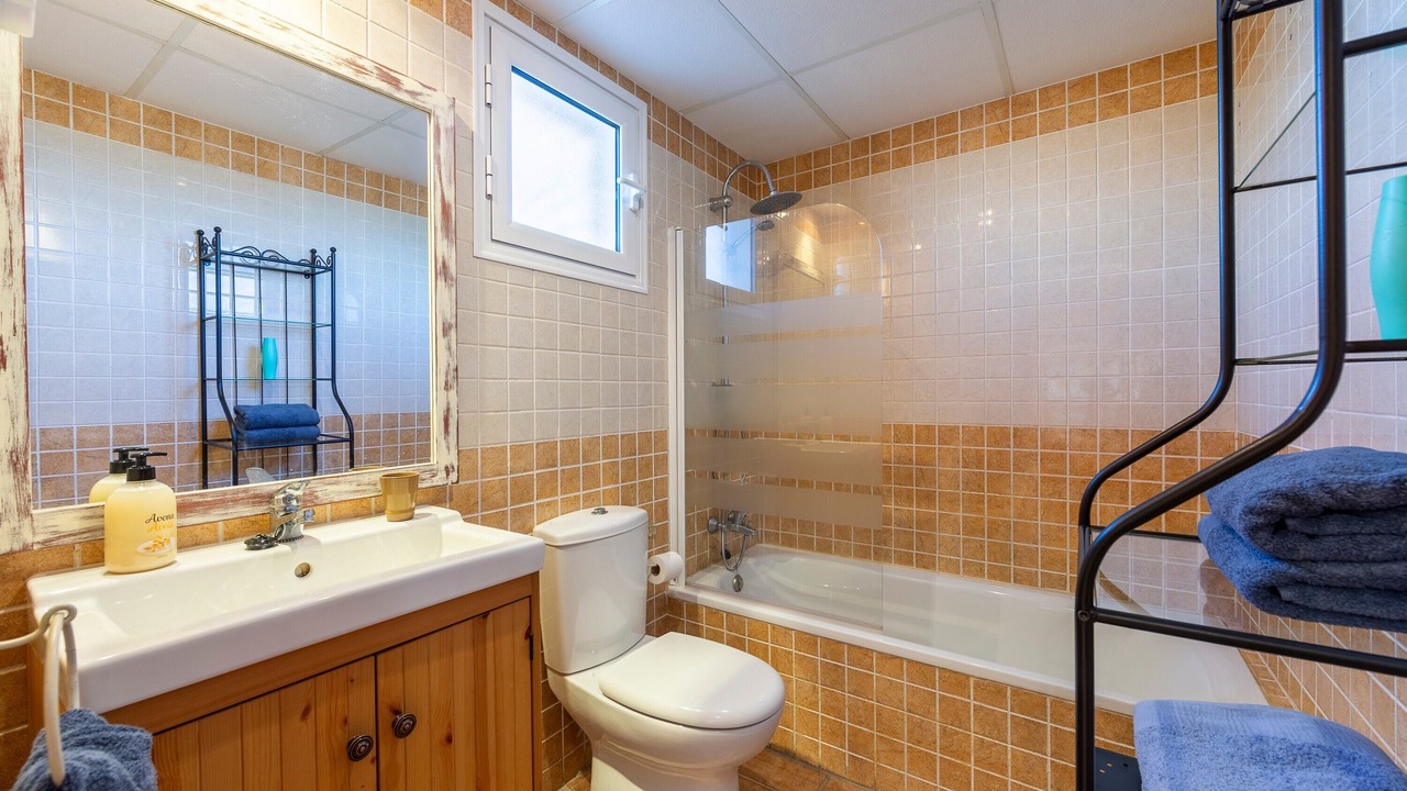 Photo of Bathroom in Vera