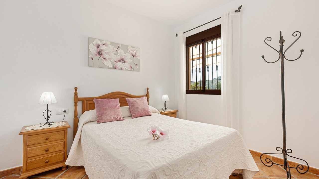 Photo of Bedroom in Comares
