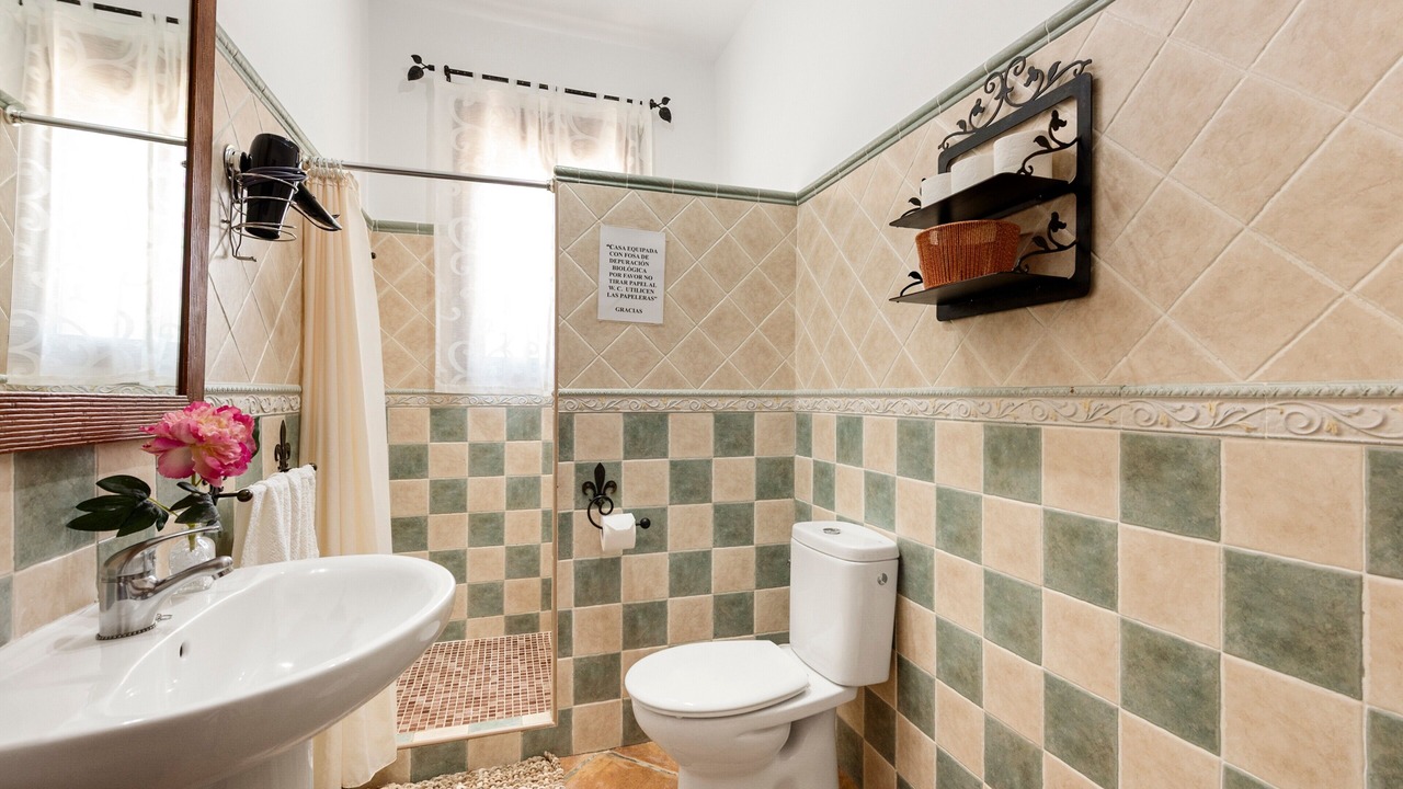 Photo of Bathroom in Comares