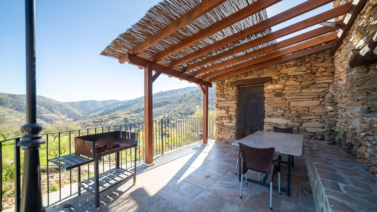 Photo of Outdoor in Laroya