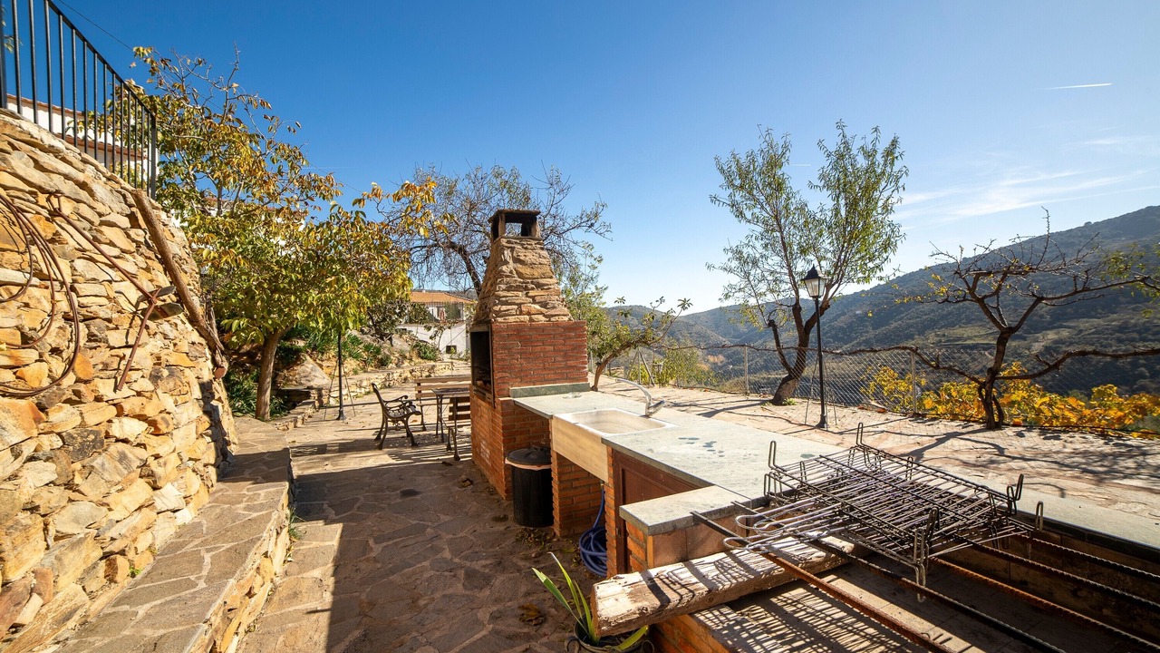 Photo of Outdoor in Laroya