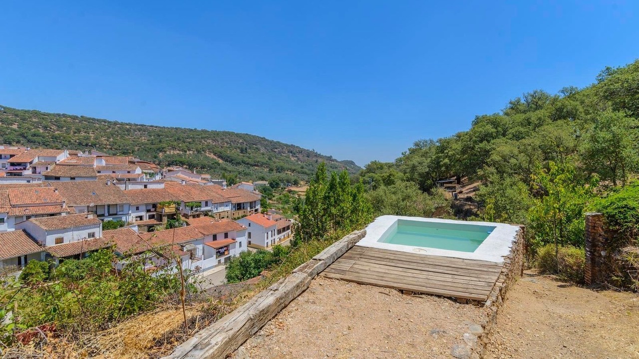 Photo of Outdoor in Valdelarco