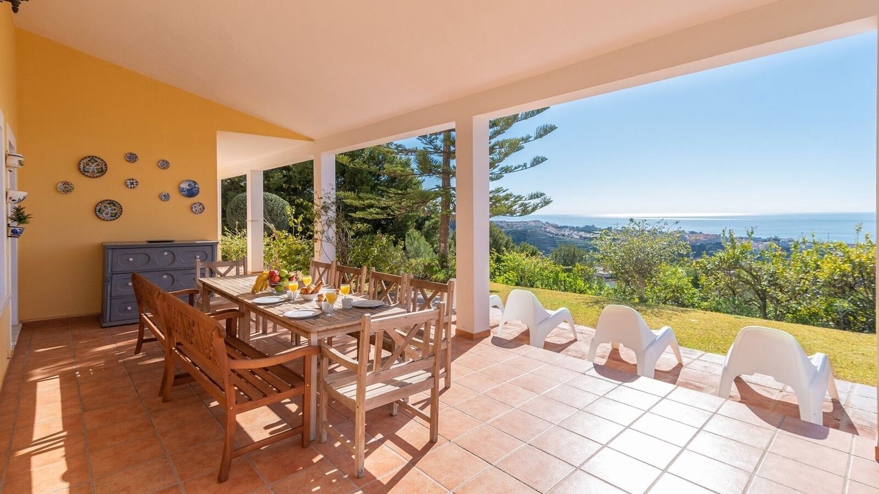 Photo of Outdoor in Benagalbon