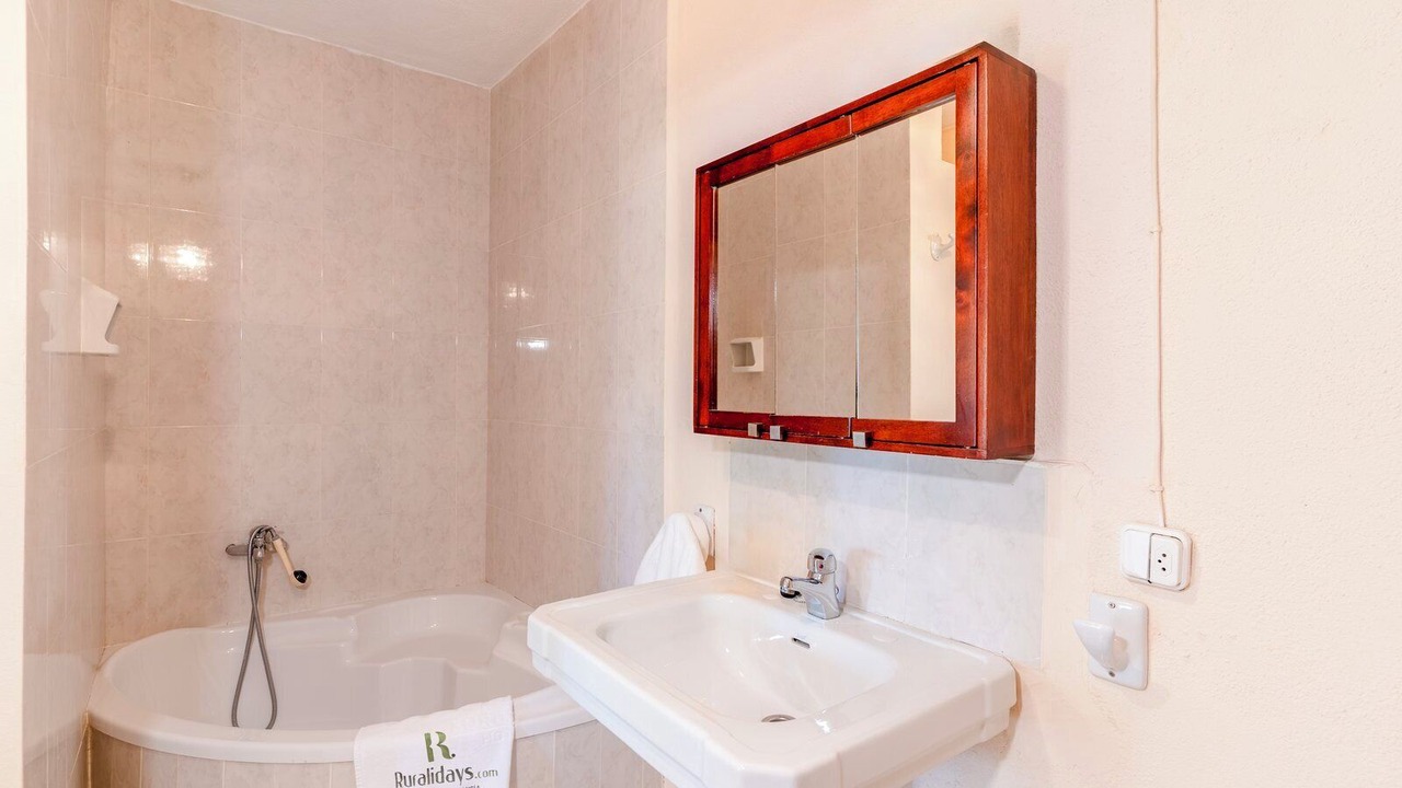 Photo of Bathroom in La Alfoquia
