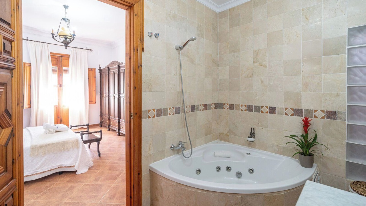 Photo of Bathroom in Alameda