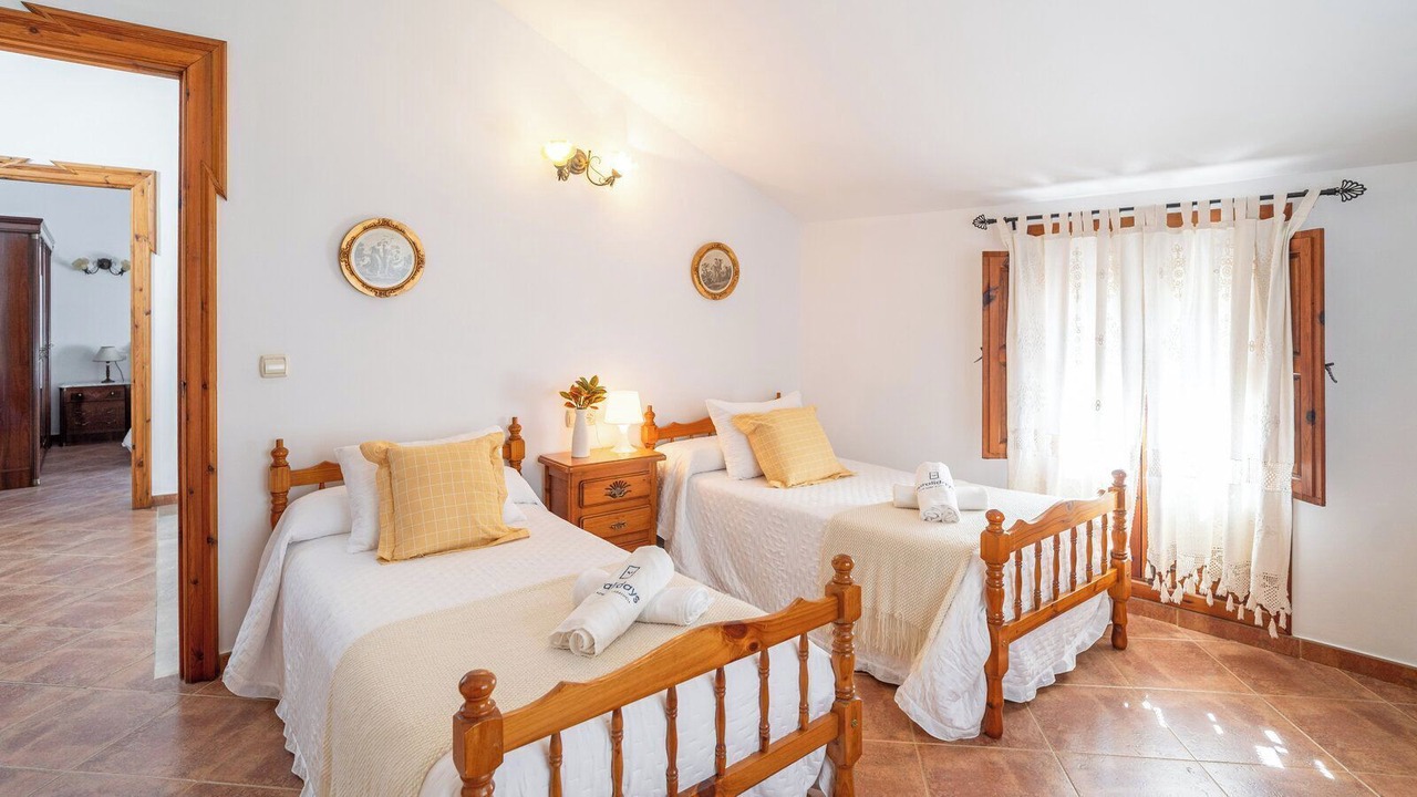 Photo of Bedroom in Alameda