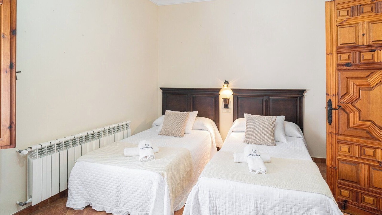 Photo of Bedroom in Alameda