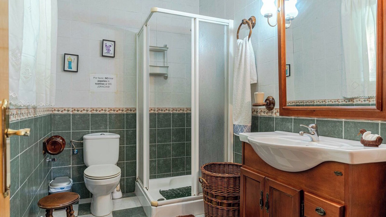 Photo of Bathroom in Niguelas