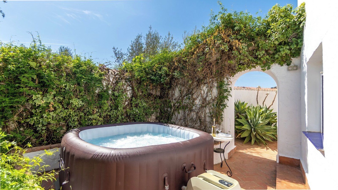 Photo of Outdoor in Mondron