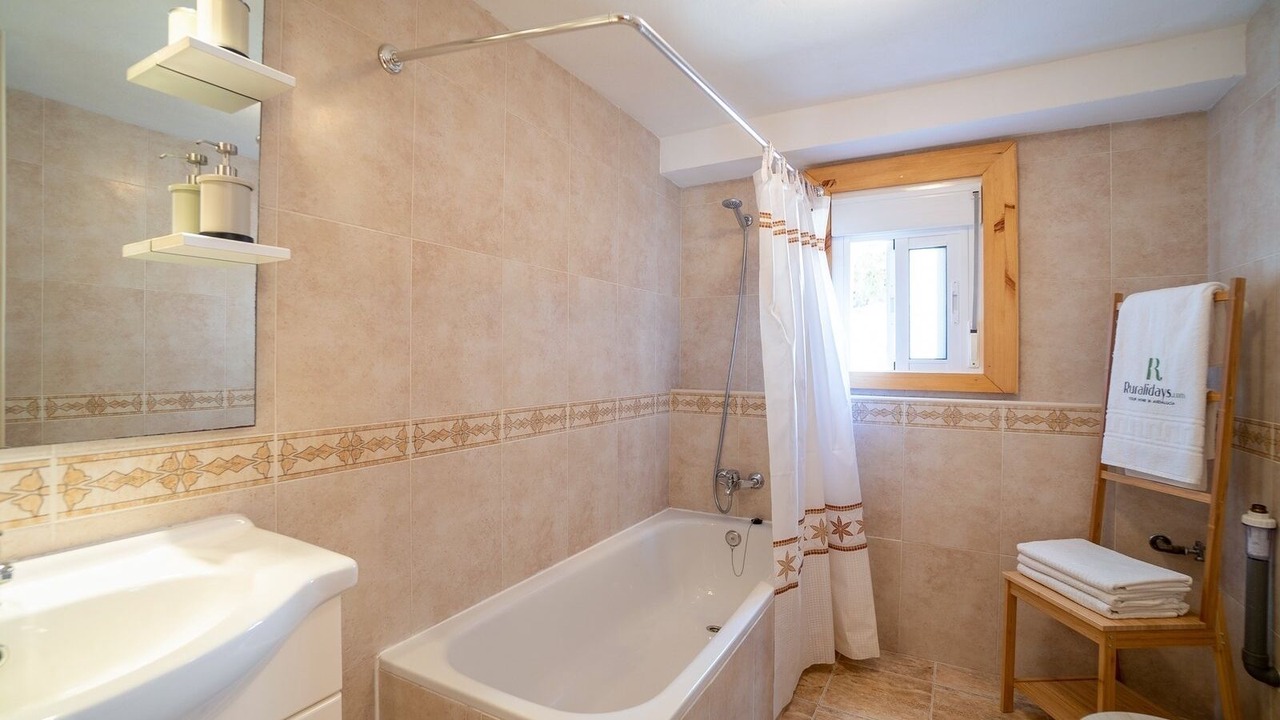 Photo of Bathroom in Mondron
