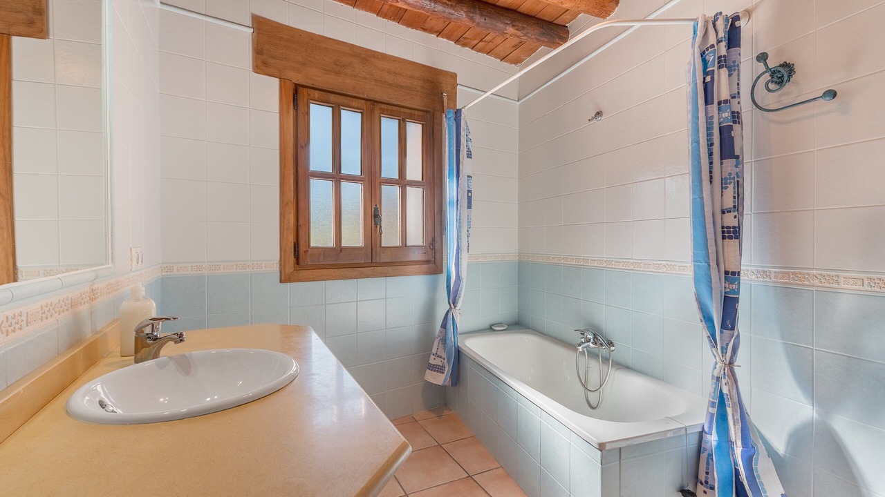 Photo of Bathroom in Castril