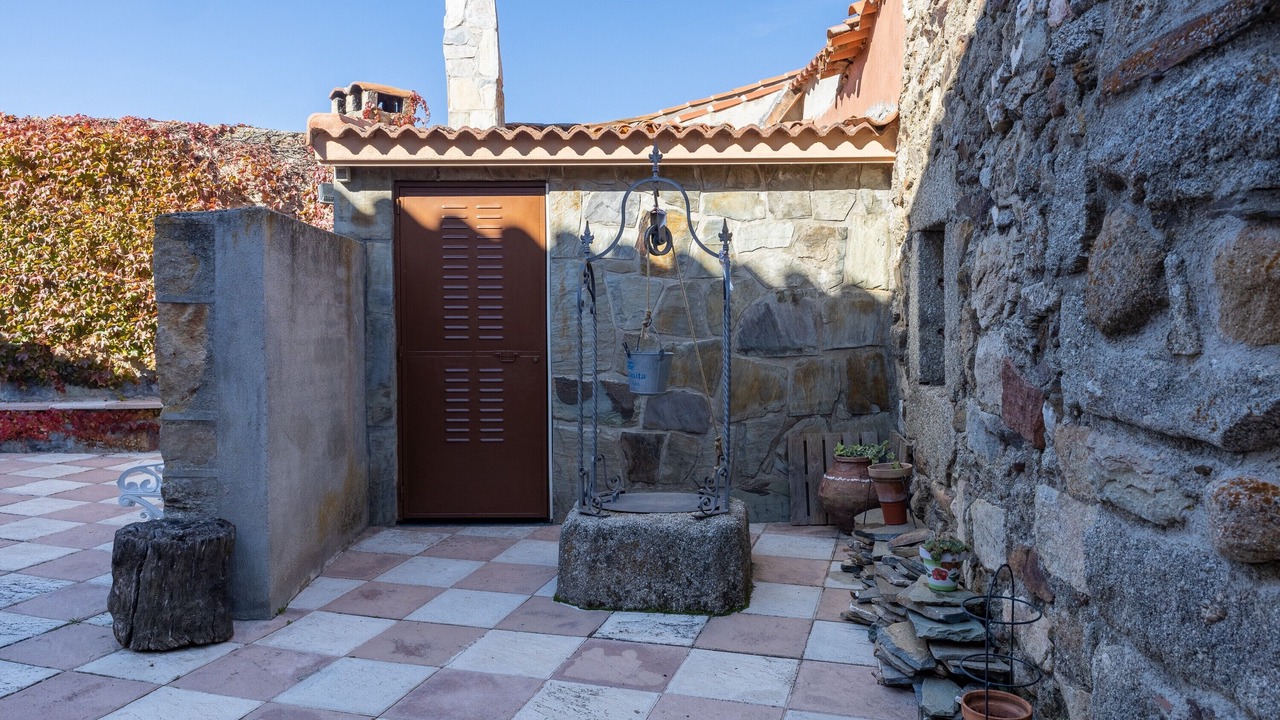 Photo of Outdoor in Manjabalago