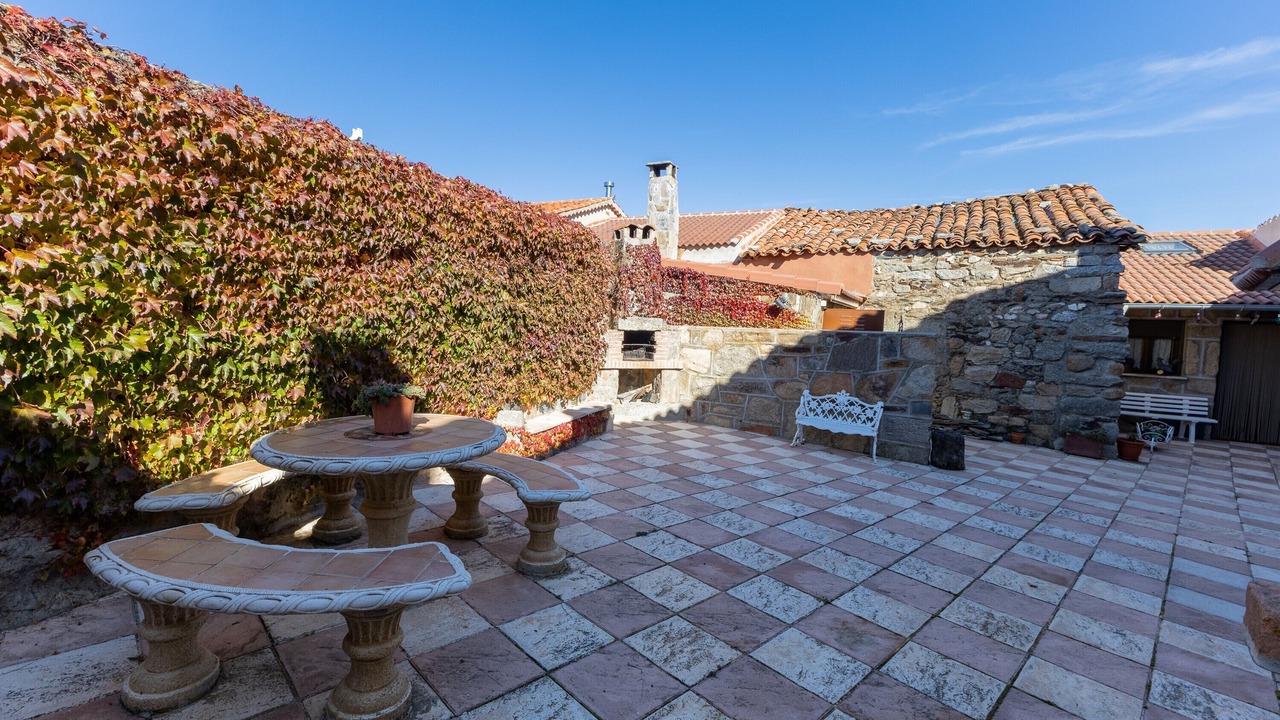 Photo of Outdoor in Manjabalago