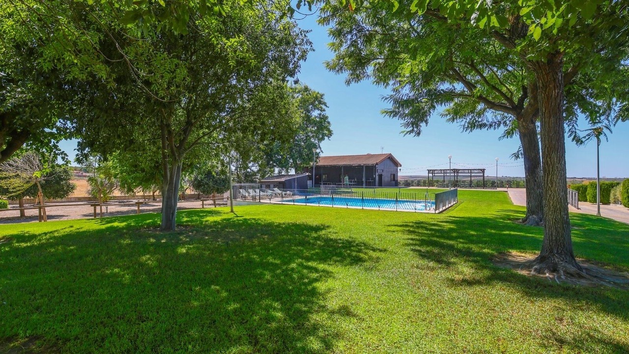 Photo of Outdoor in La Carlota