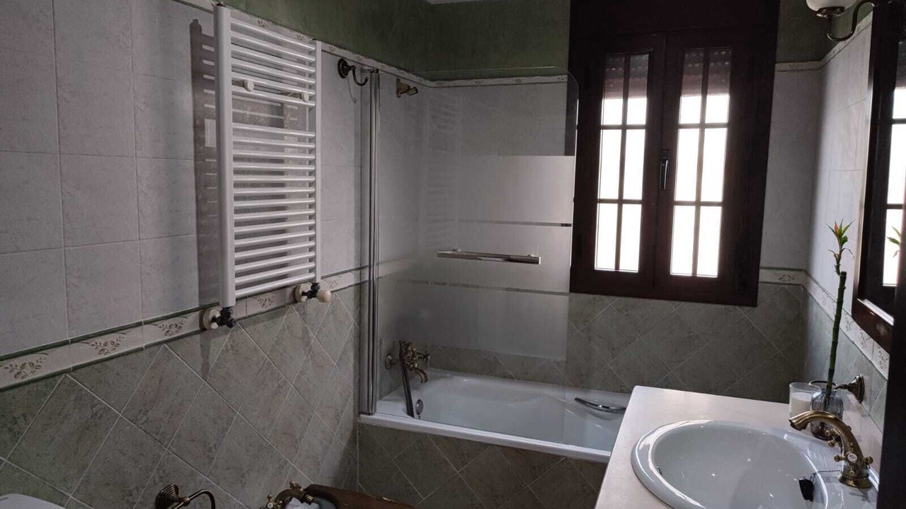 Photo of Bathroom in Arriate