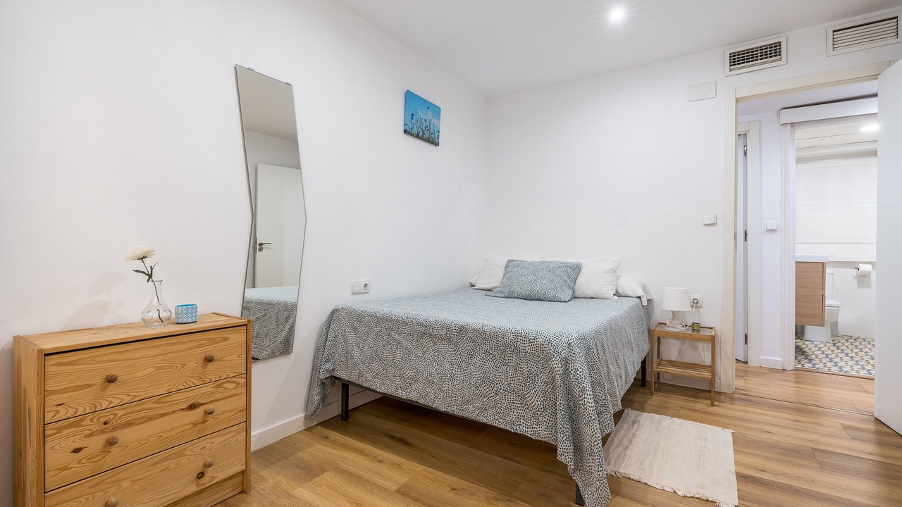 Photo of Bedroom in Figares