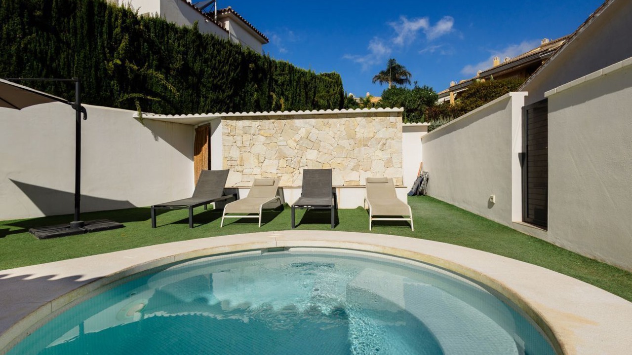 Photo of Outdoor in Urbanizacion Costabella