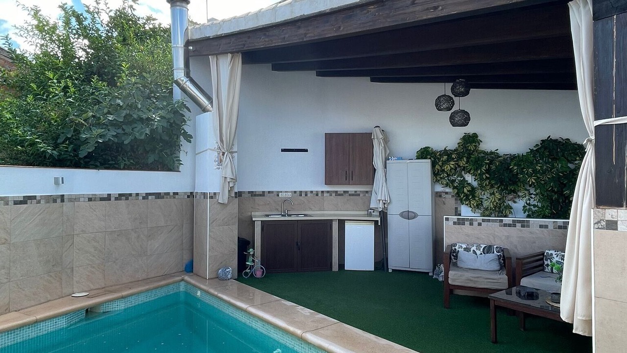Photo of Outdoor in Guaro