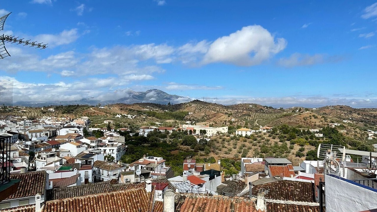 Photo of Others in Guaro