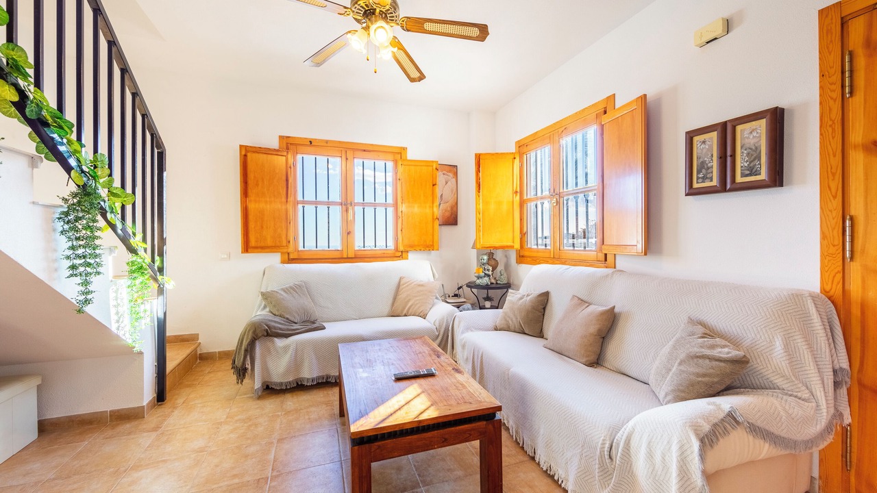 Photo of Livingroom in Enix