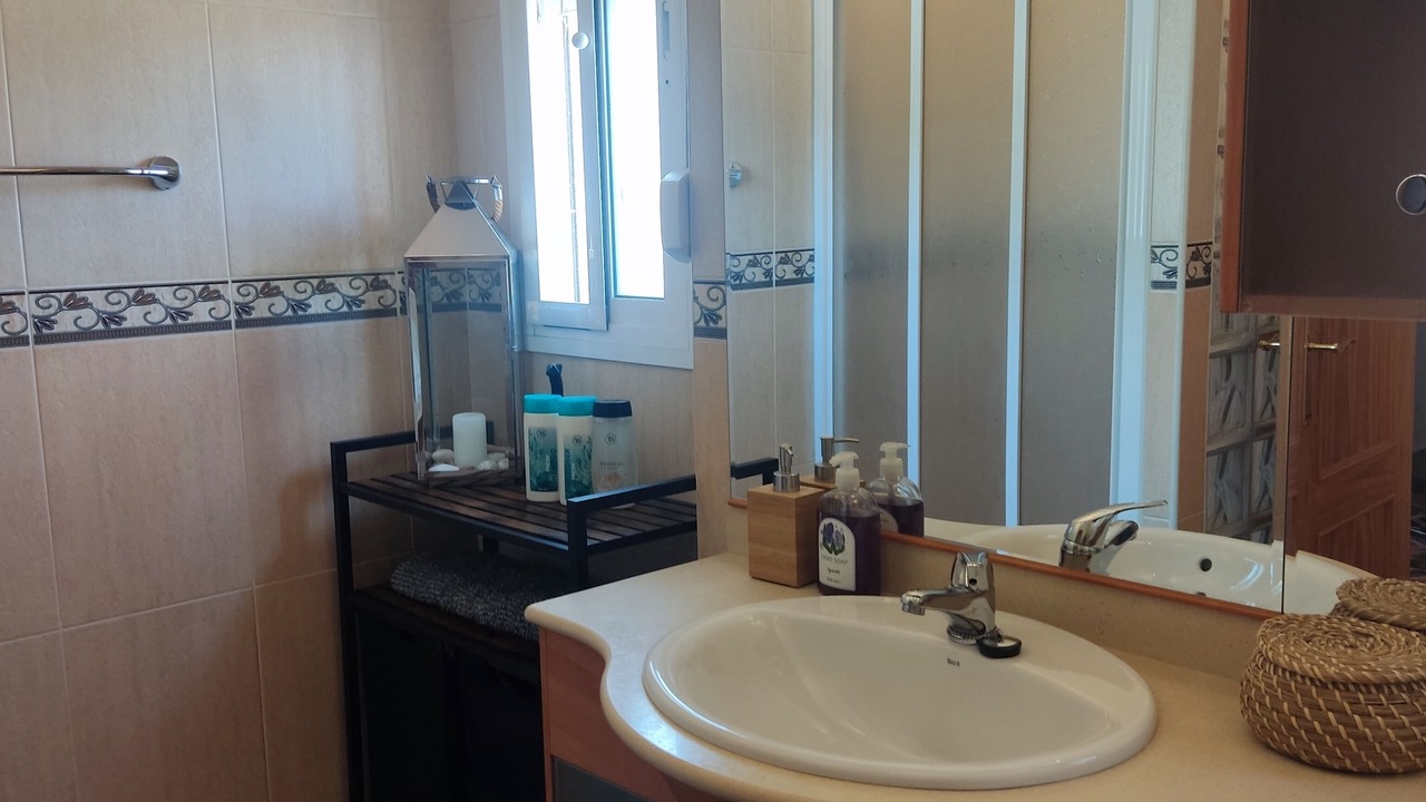 Photo of Bathroom in Canillas de Albaida