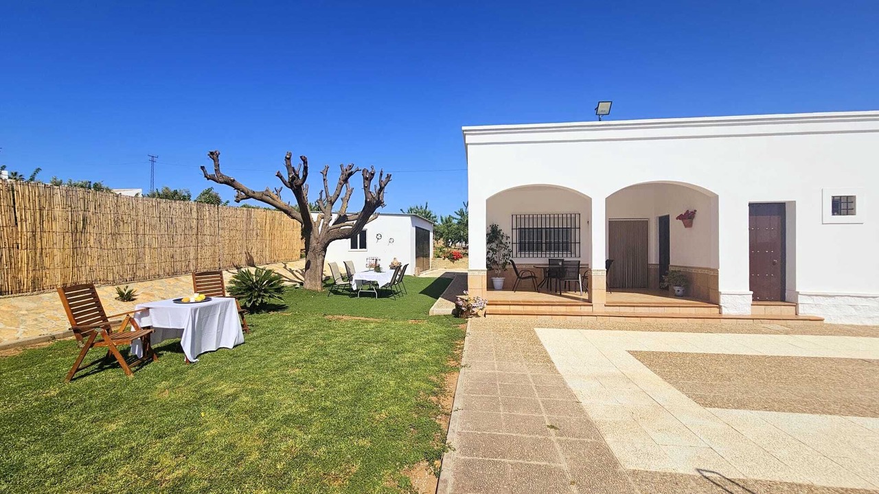 Photo of Outdoor in Marchena