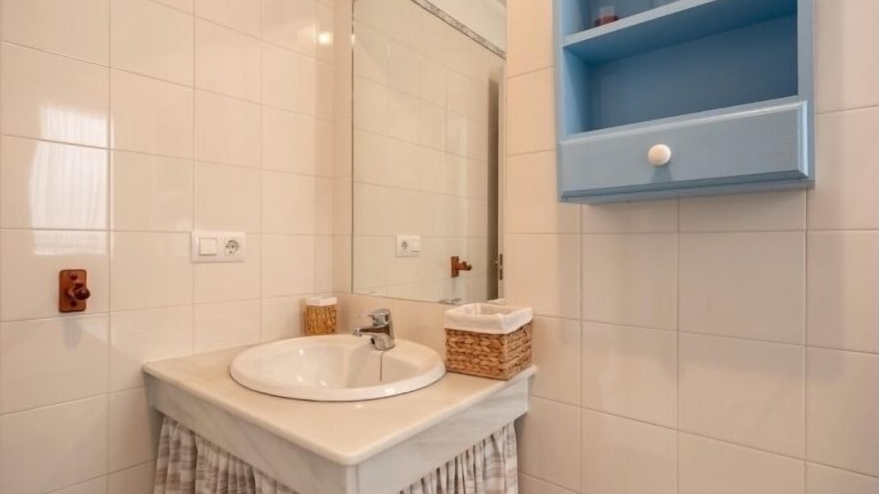Photo of Bathroom in Rota