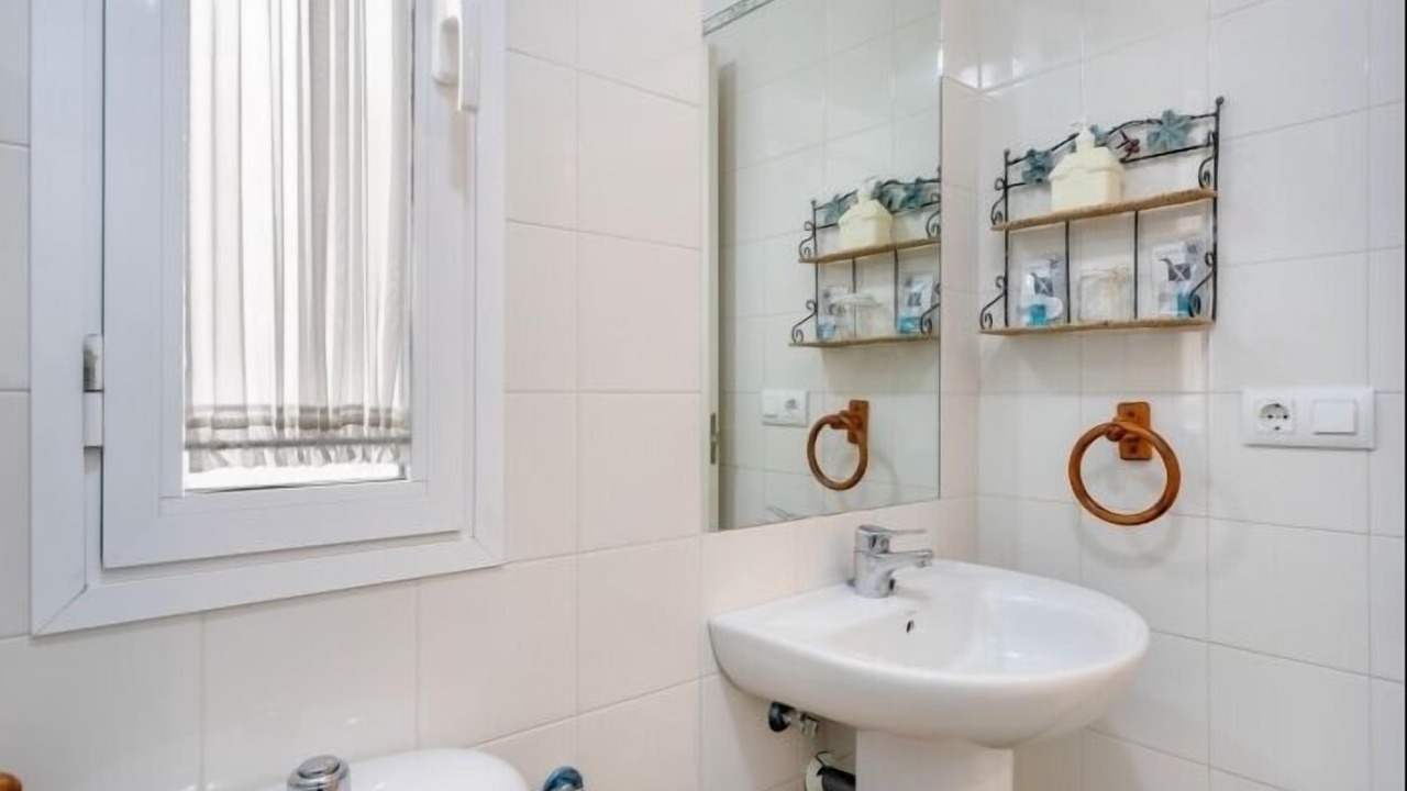 Photo of Bathroom in Rota