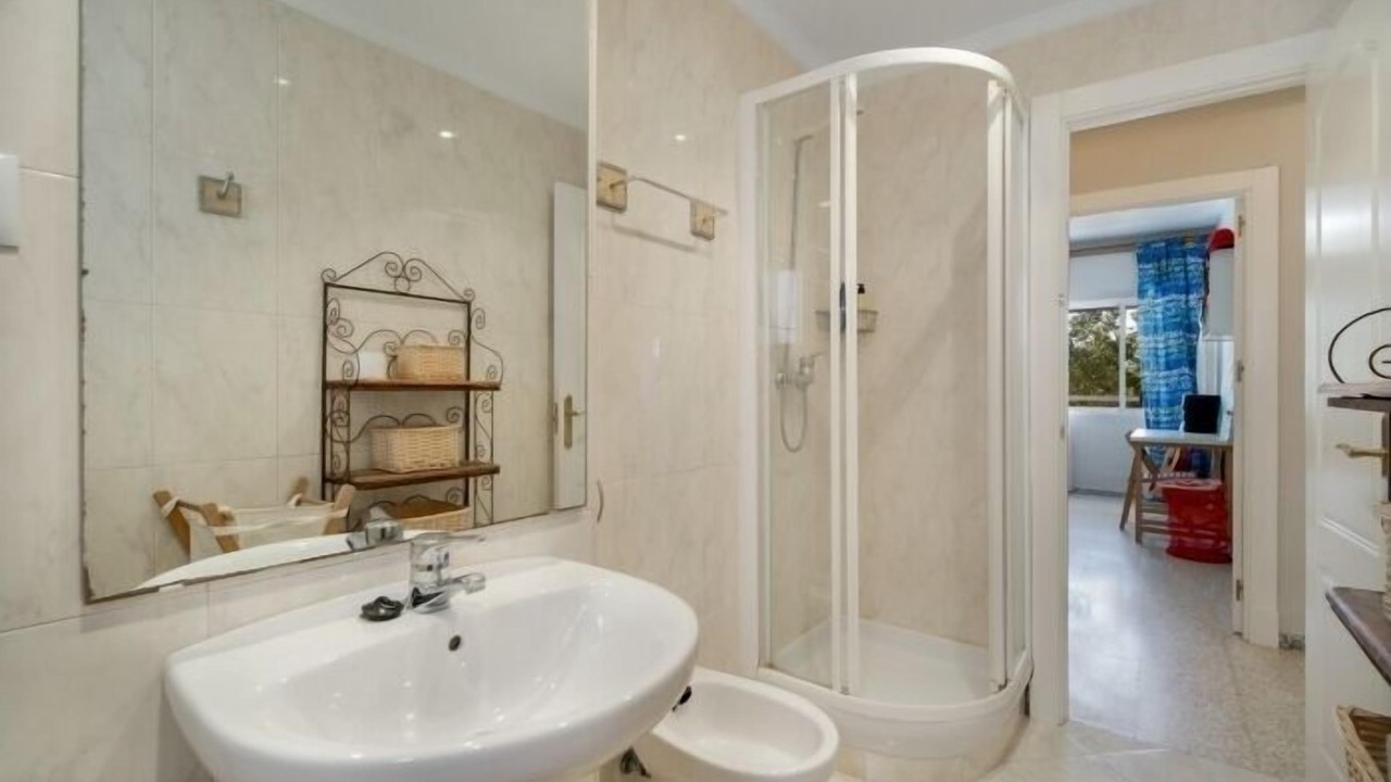 Photo of Bathroom in Rota
