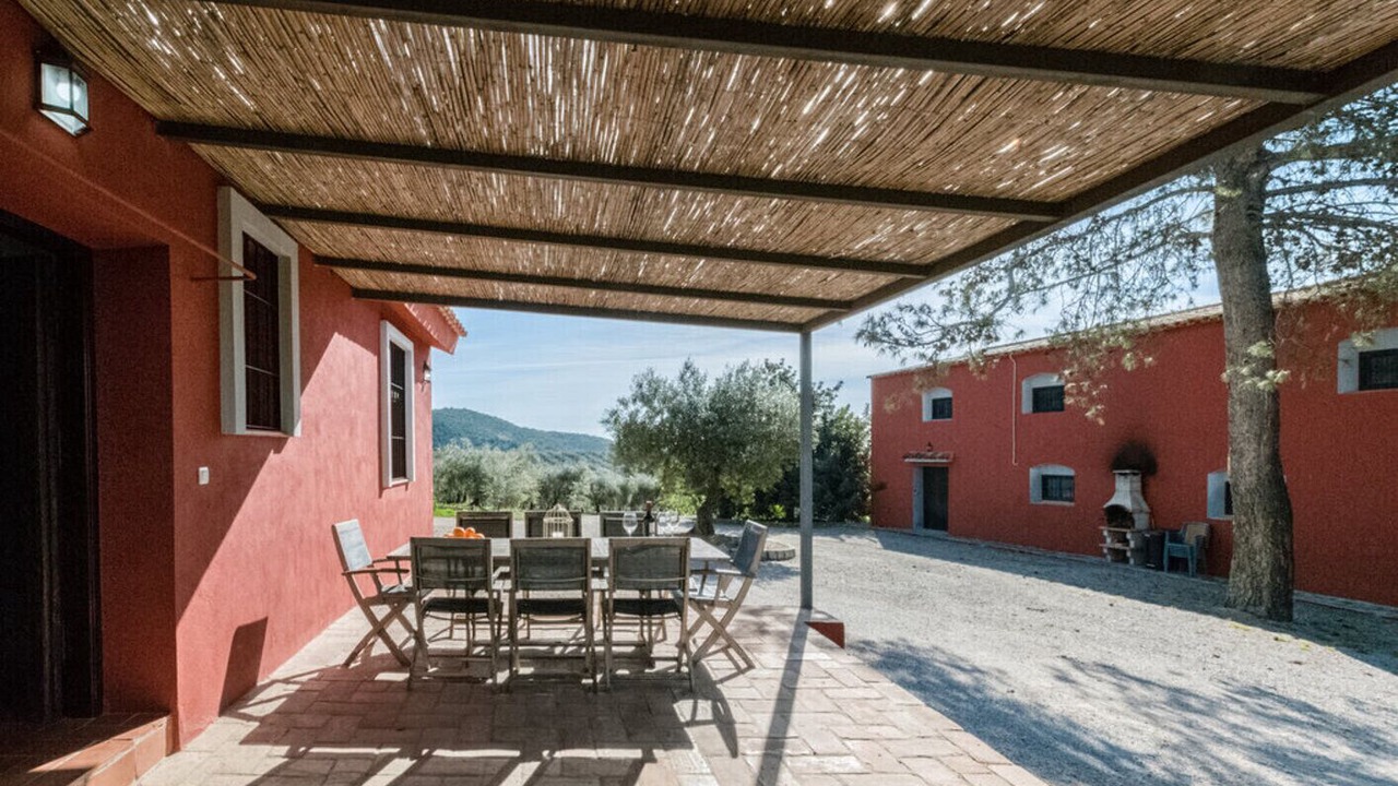 Photo of Outdoor in Lora Del Rio