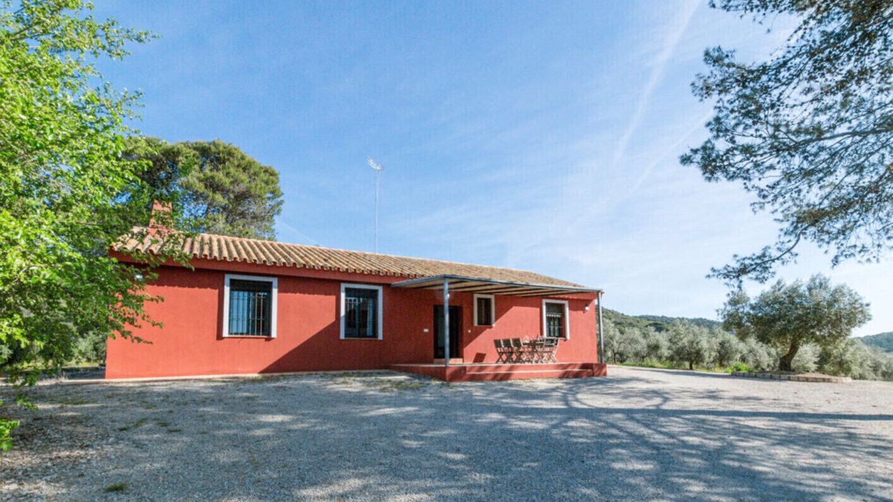Photo of Outdoor in Lora Del Rio