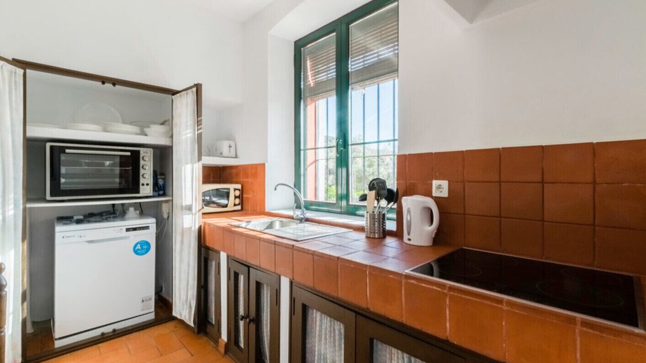 Photo of Kitchen in Lora Del Rio