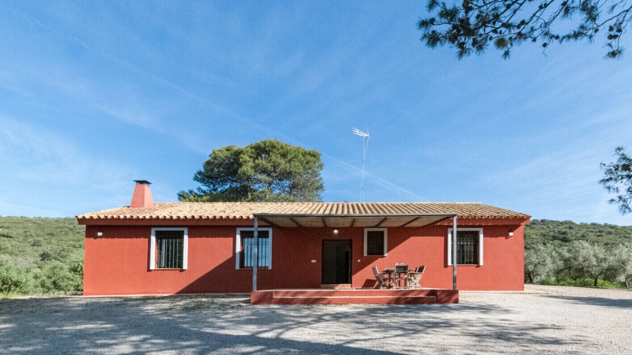Photo of Outdoor in Lora Del Rio