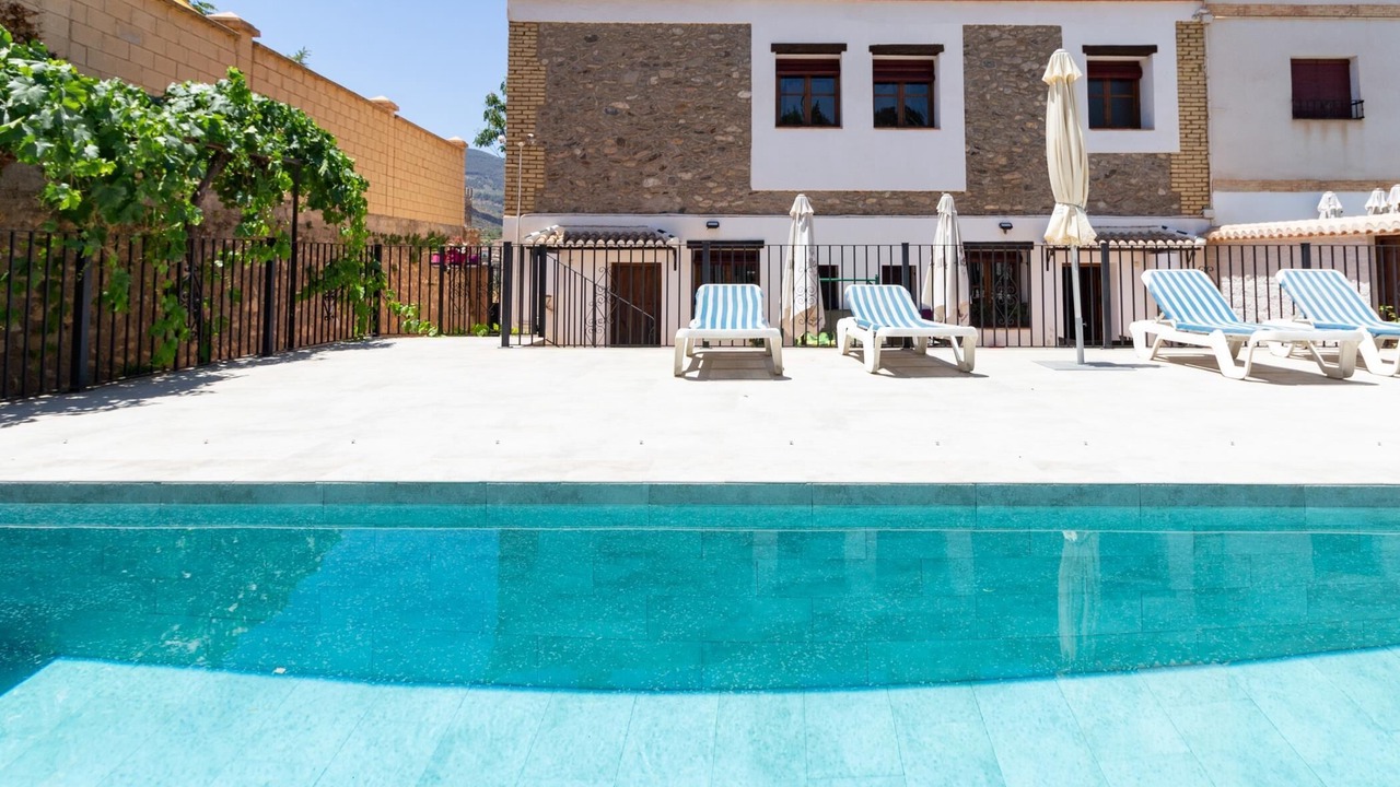 Photo of Outdoor in Melegis