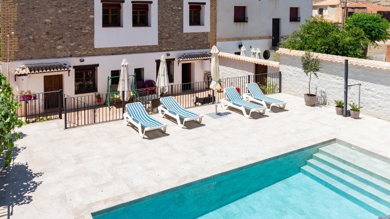 Photo of Outdoor in Melegis
