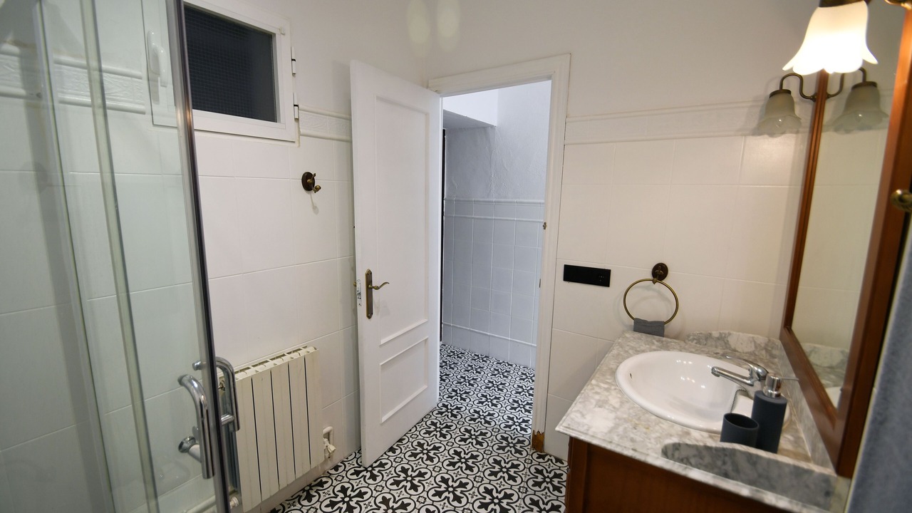 Photo of Bathroom in Orgaz
