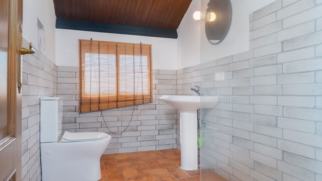 Photo of Bathroom in Arahal
