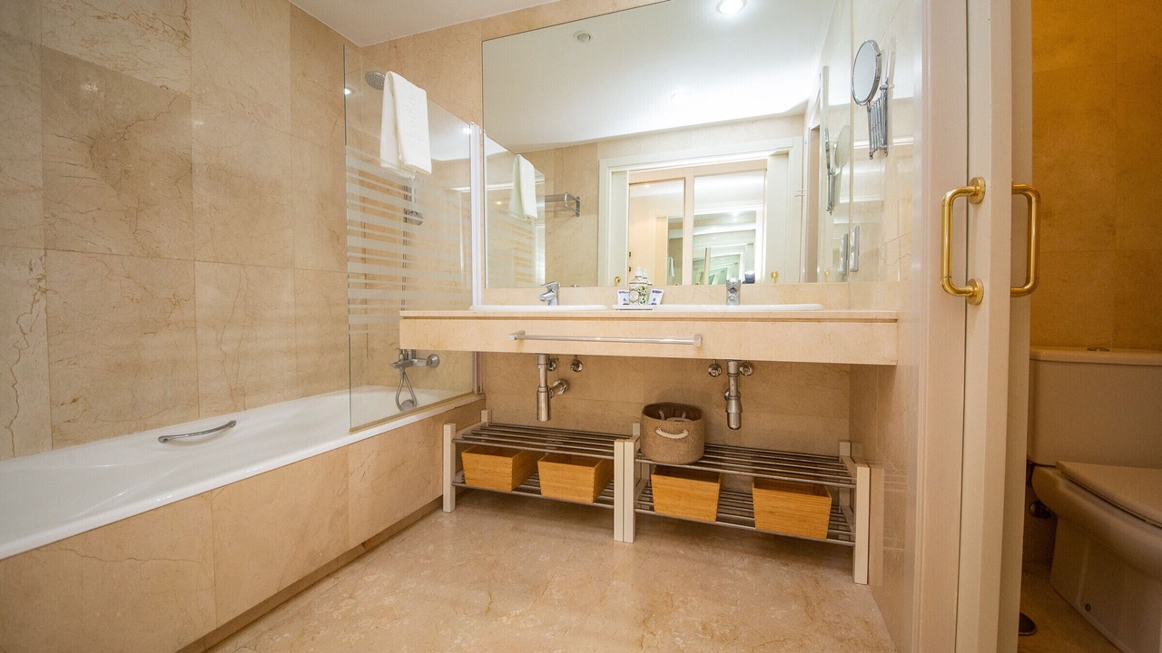 Photo of Bathroom in Castillo de la Duquesa