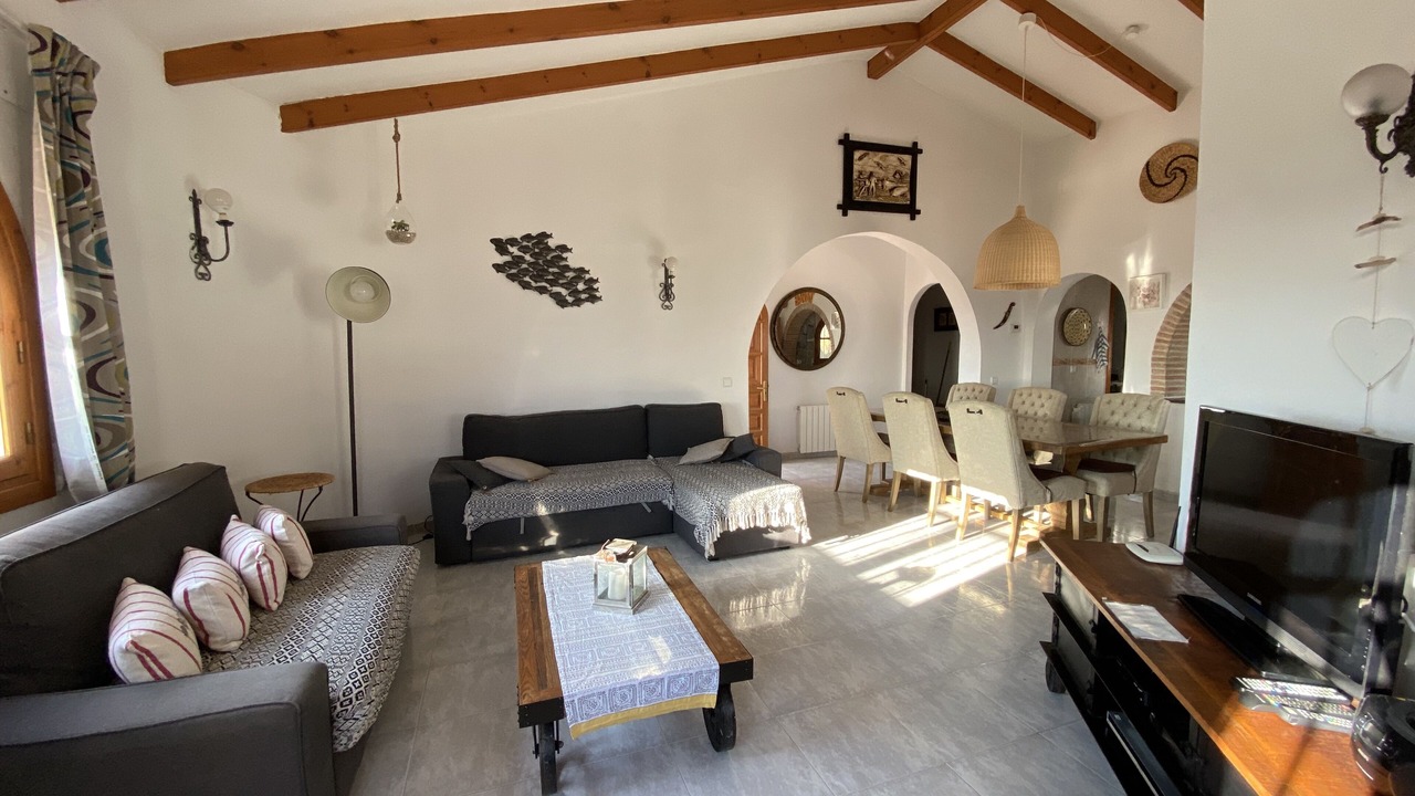Photo of Livingroom in Sayalonga