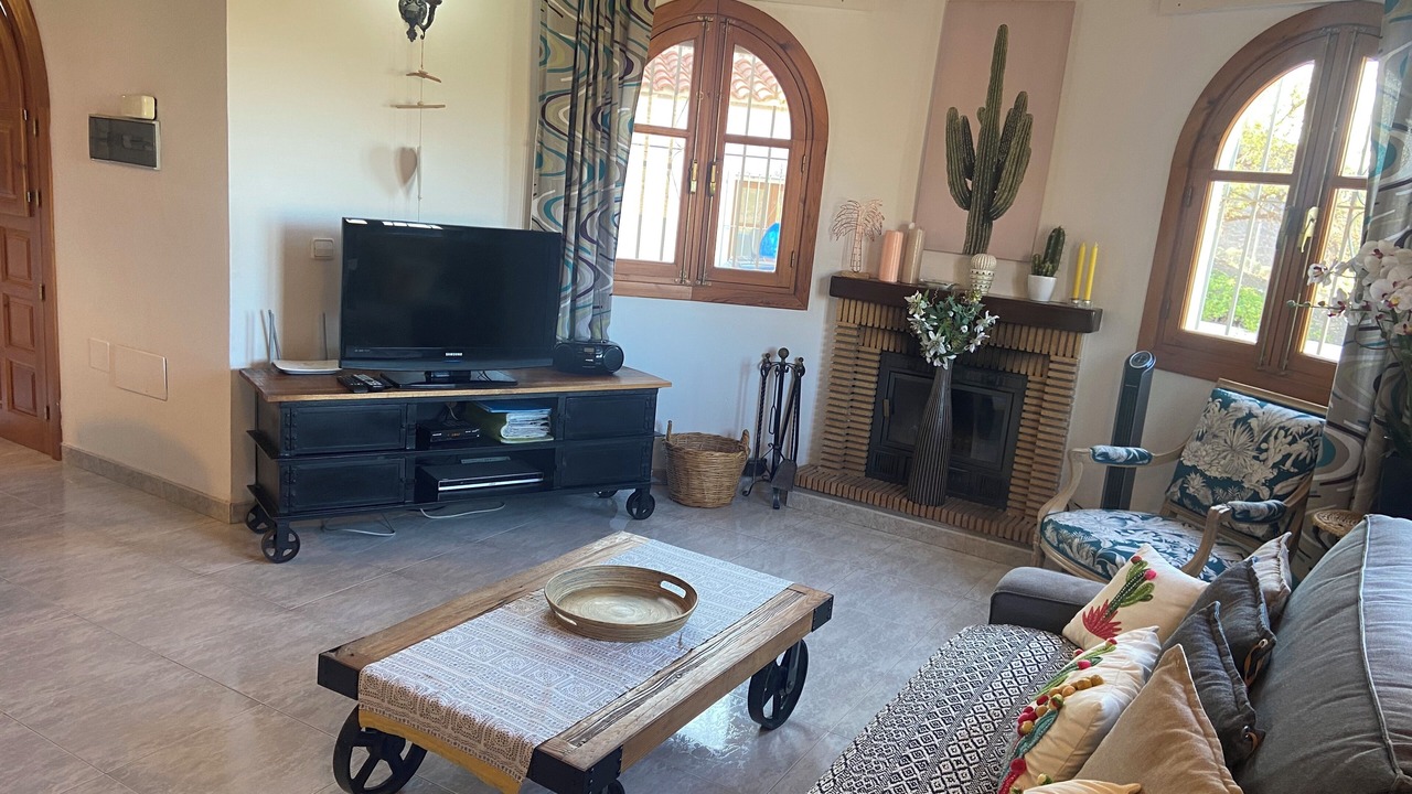 Photo of Livingroom in Sayalonga