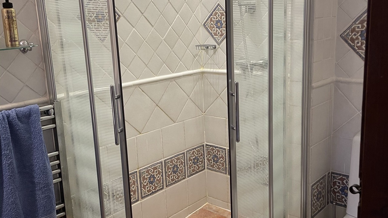 Photo of Bathroom in Maro
