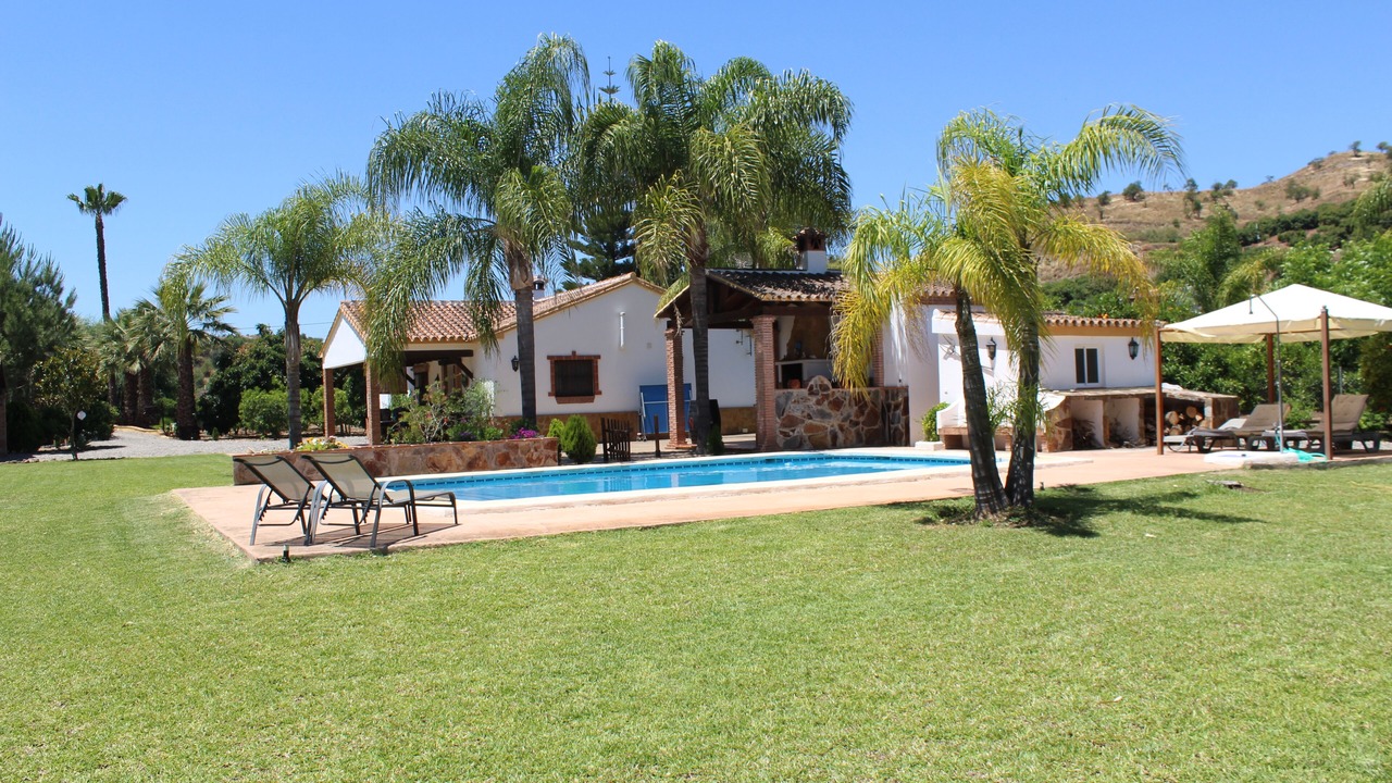 Photo of Outdoor in Coin