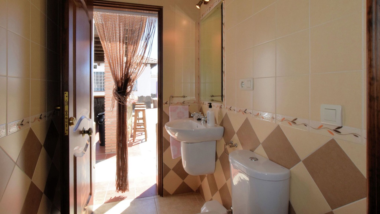 Photo of Bathroom in Sayalonga
