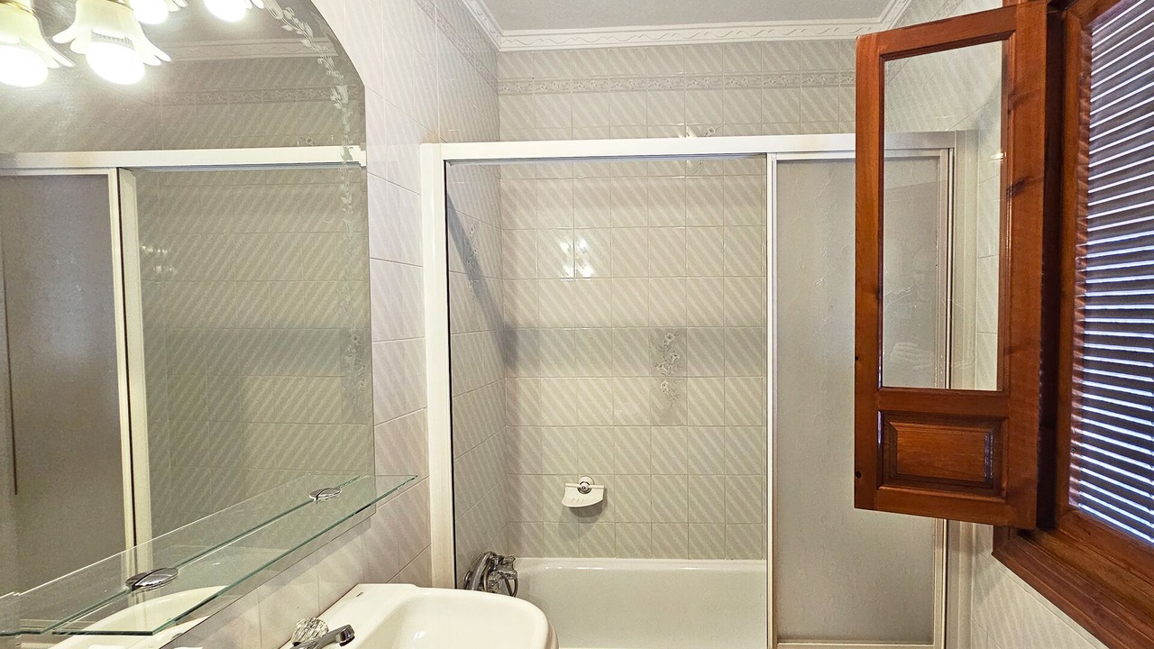 Photo of Bathroom in Guaro