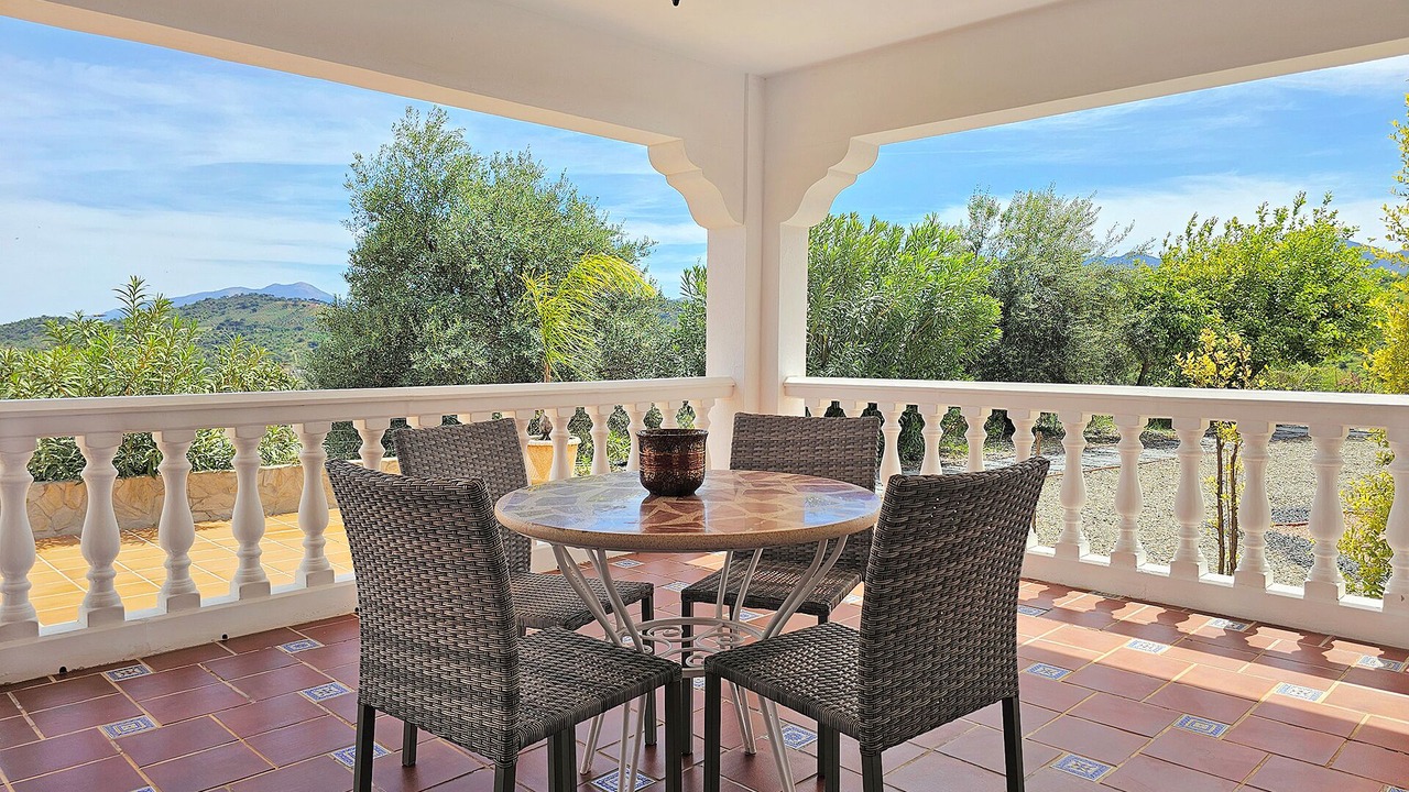Photo of Outdoor in Guaro