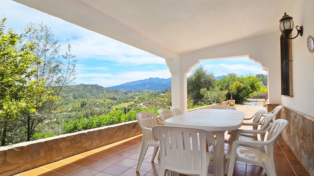 Photo of Outdoor in Guaro