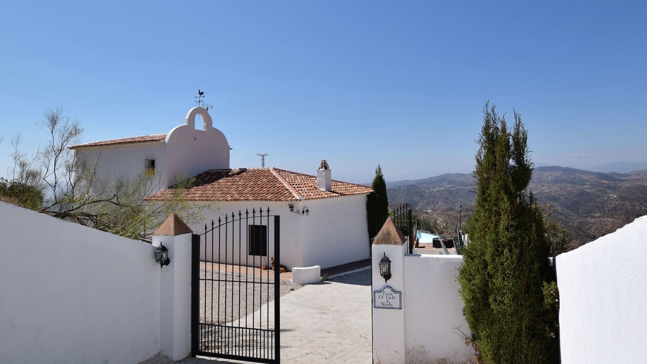 Photo of Outdoor in Almogia